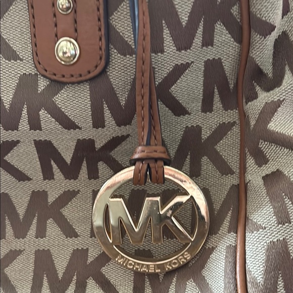 Michael Kors Tan and Brown Monogram Shoulder Bag - Picture 2 of 10